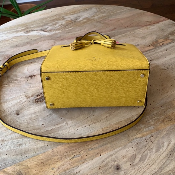 KATE SPADE Small Hayes Satchel - Sunflower color - Picture 7 of 9